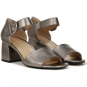 Vionic Women’s Chardonnay Leather Strappy Sandals in Pewter